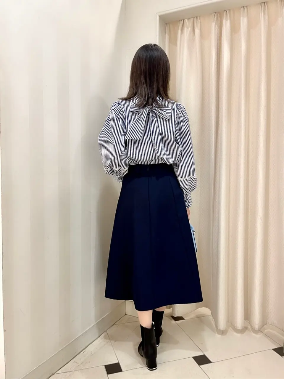 組曲 金井 コーディネート画像