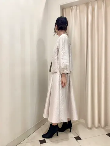 組曲 金井 コーディネート画像