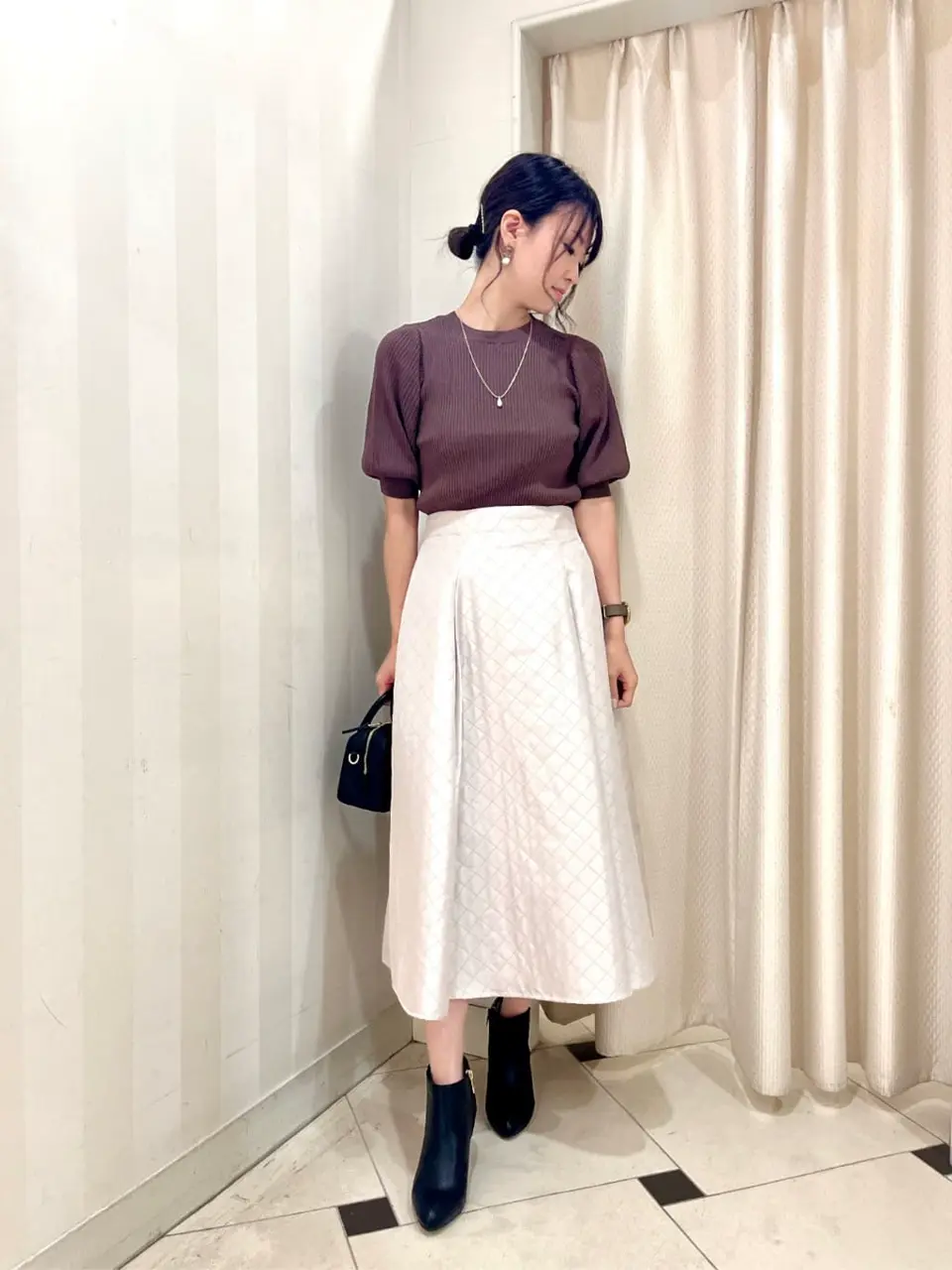 組曲 金井 コーディネート画像