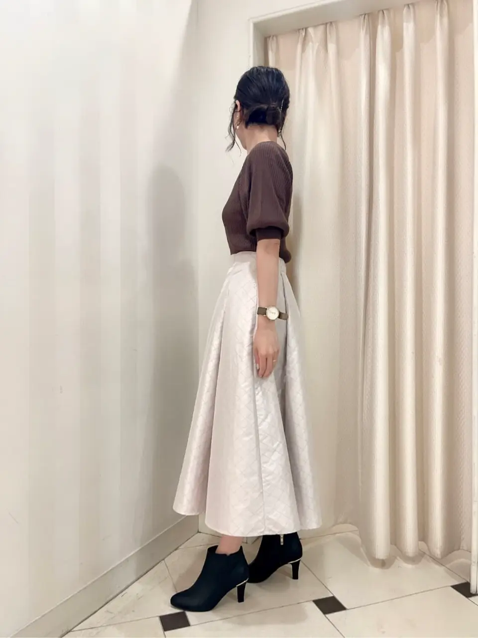 組曲 金井 コーディネート画像