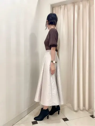 組曲 金井 コーディネート画像