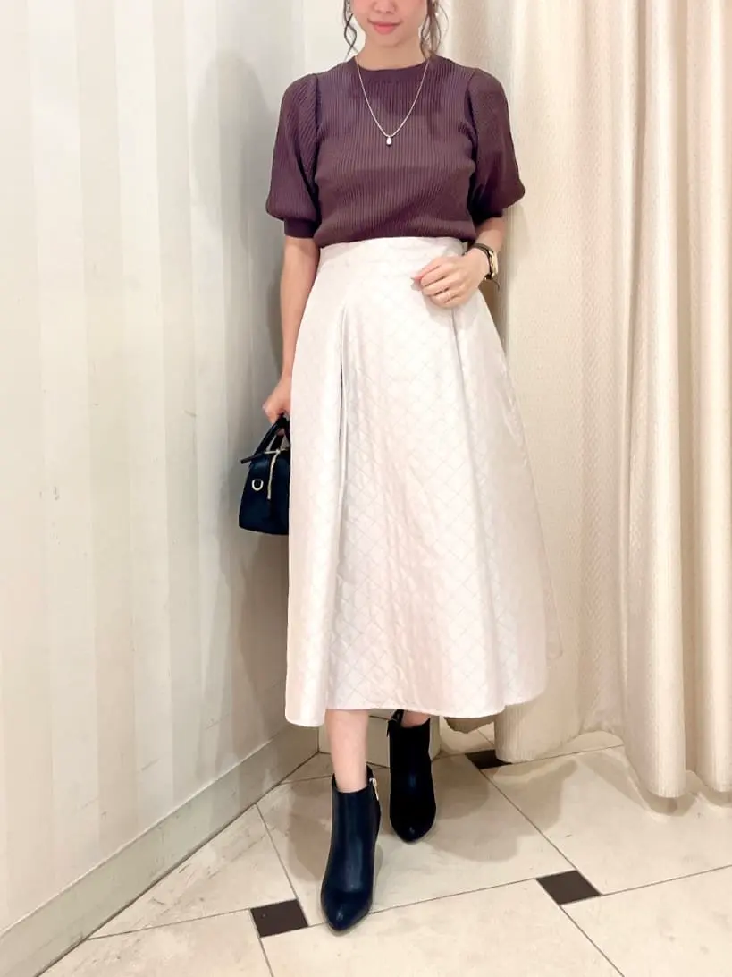 組曲 金井 コーディネート画像