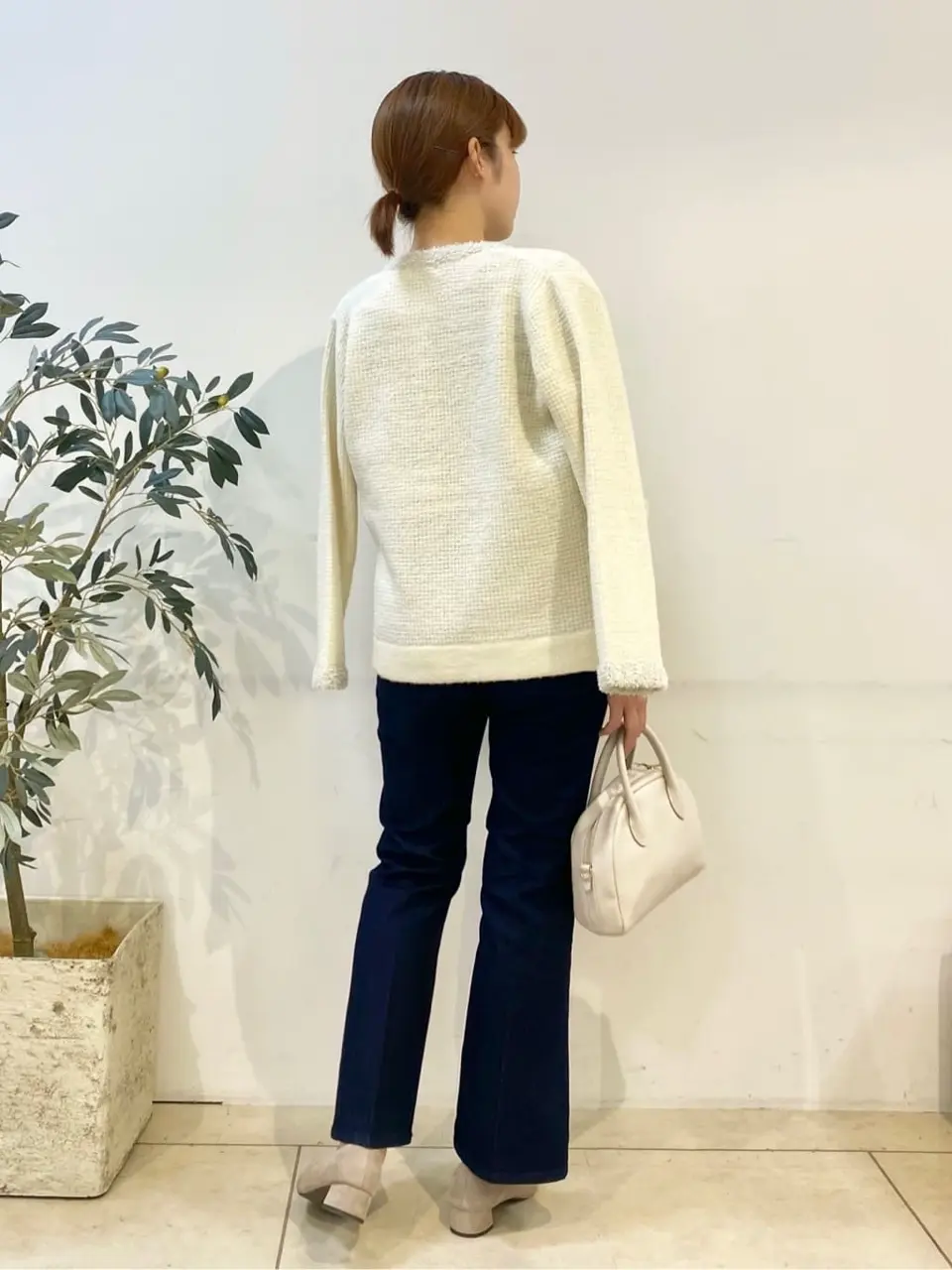 組曲 松田 コーディネート画像