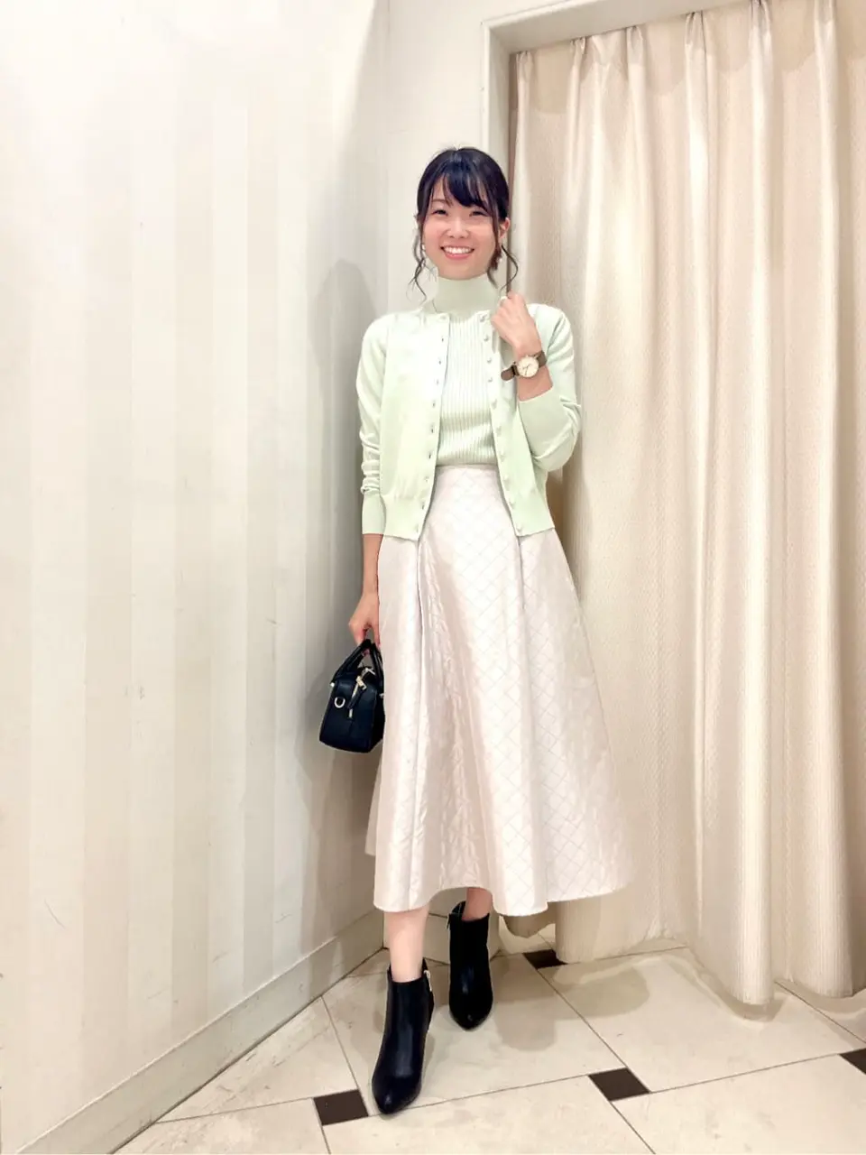 組曲 金井 コーディネート画像