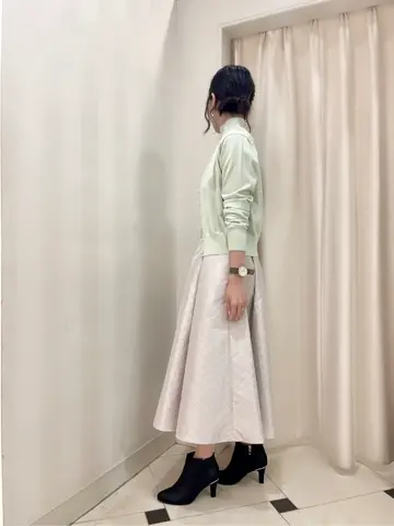 組曲 金井 コーディネート画像