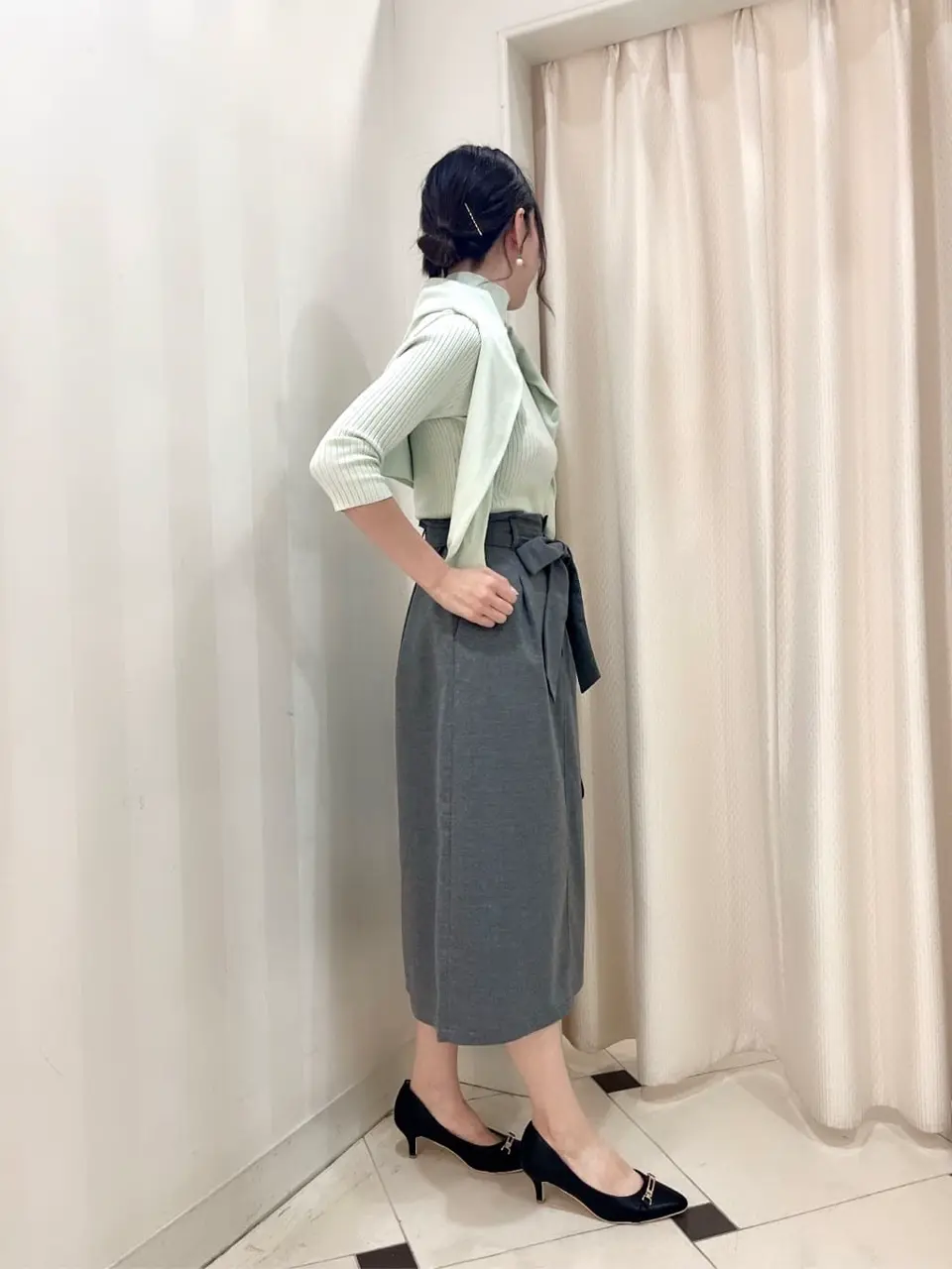 組曲 金井 コーディネート画像