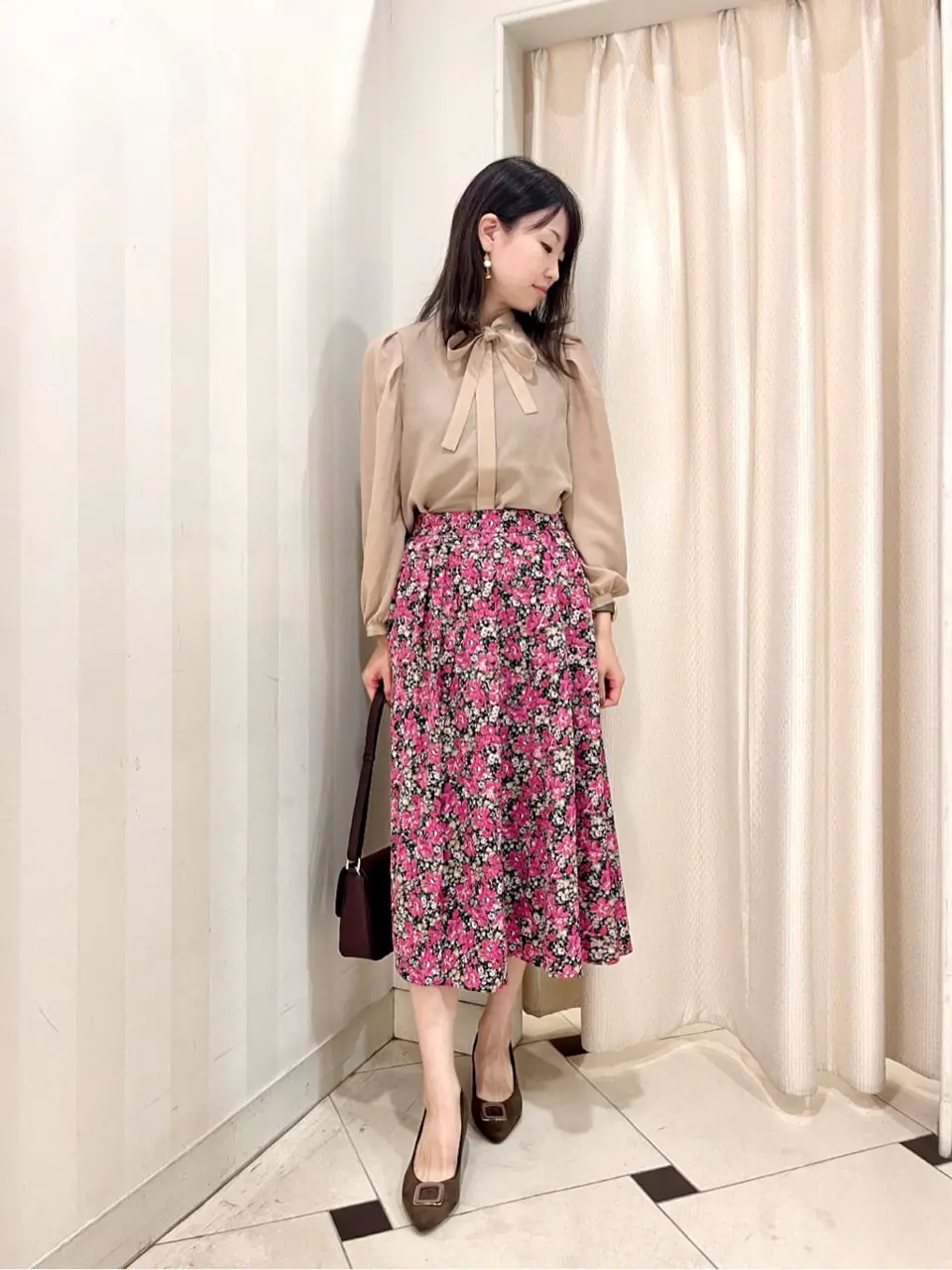 組曲 金井 コーディネート画像