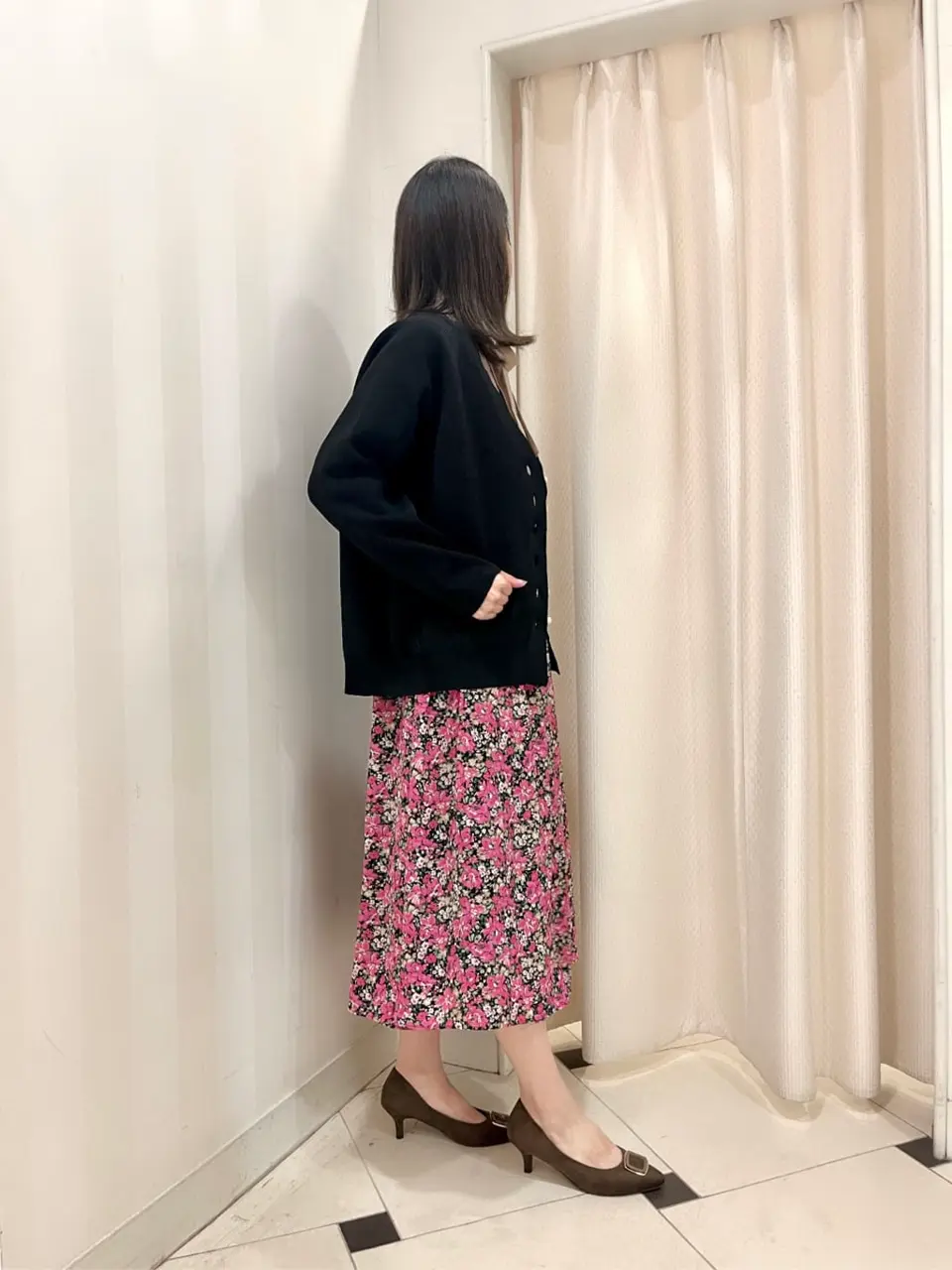 組曲 金井 コーディネート画像