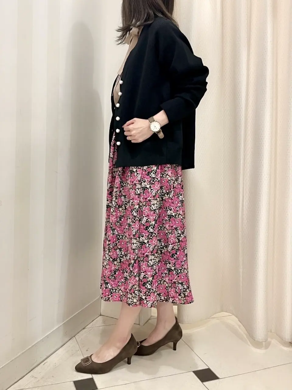 組曲 金井 コーディネート画像