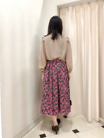 組曲 金井 コーディネート画像