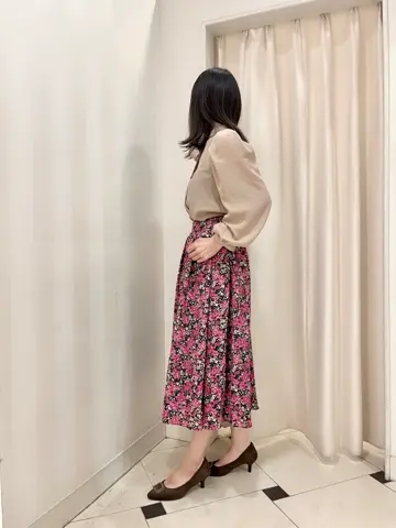 組曲 金井 コーディネート画像