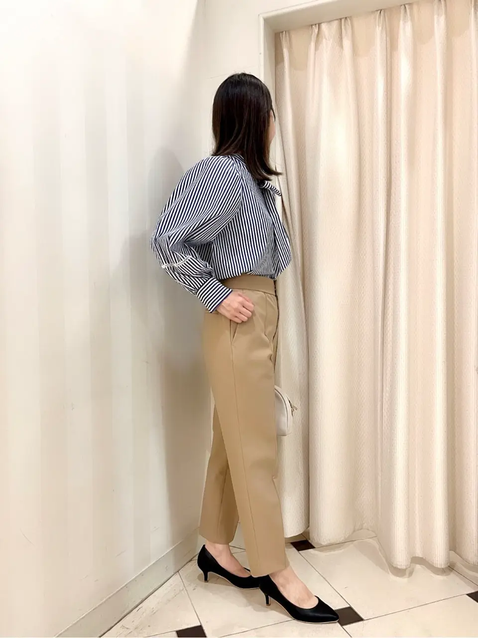 組曲 金井 コーディネート画像