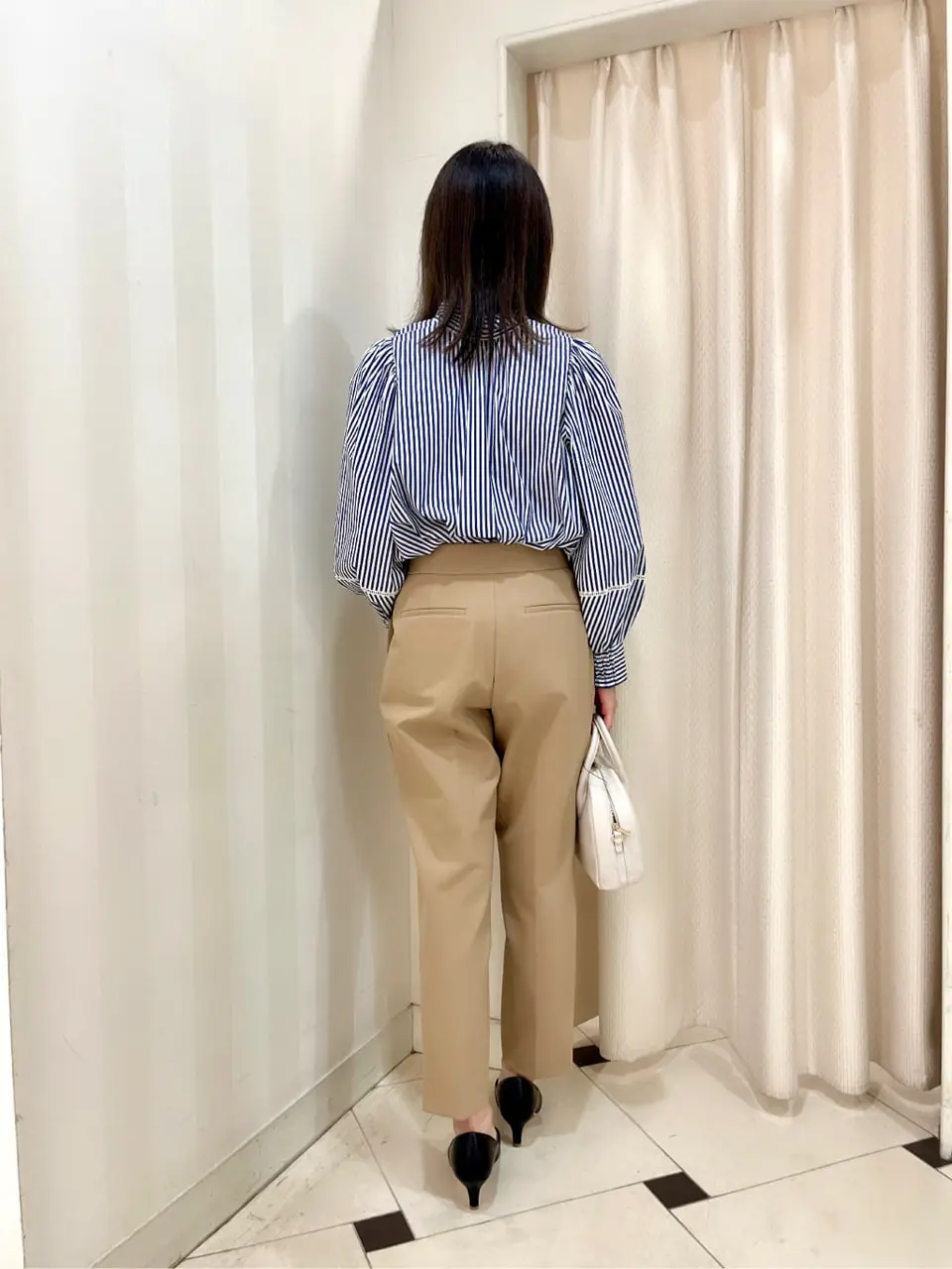 組曲 金井 コーディネート画像