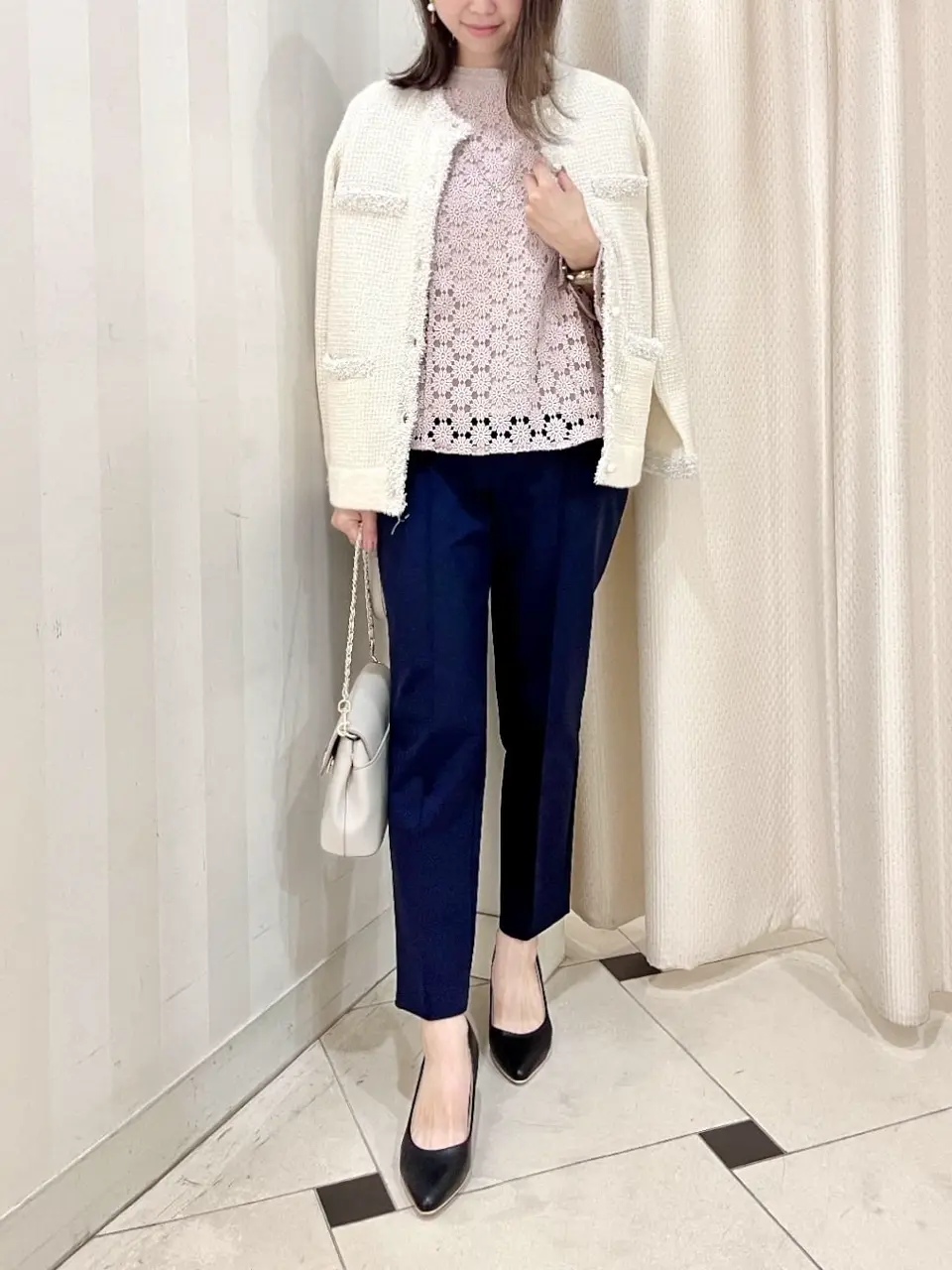 組曲 金井 コーディネート画像