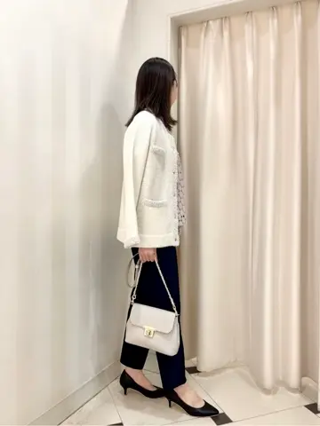 組曲 金井 コーディネート画像