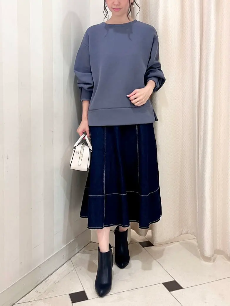 組曲 金井 コーディネート画像