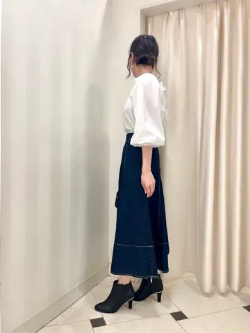 組曲 金井 コーディネート画像