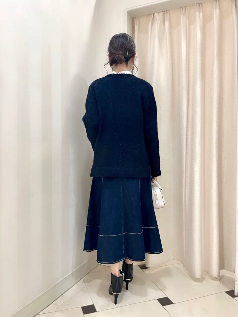 組曲 金井 コーディネート画像