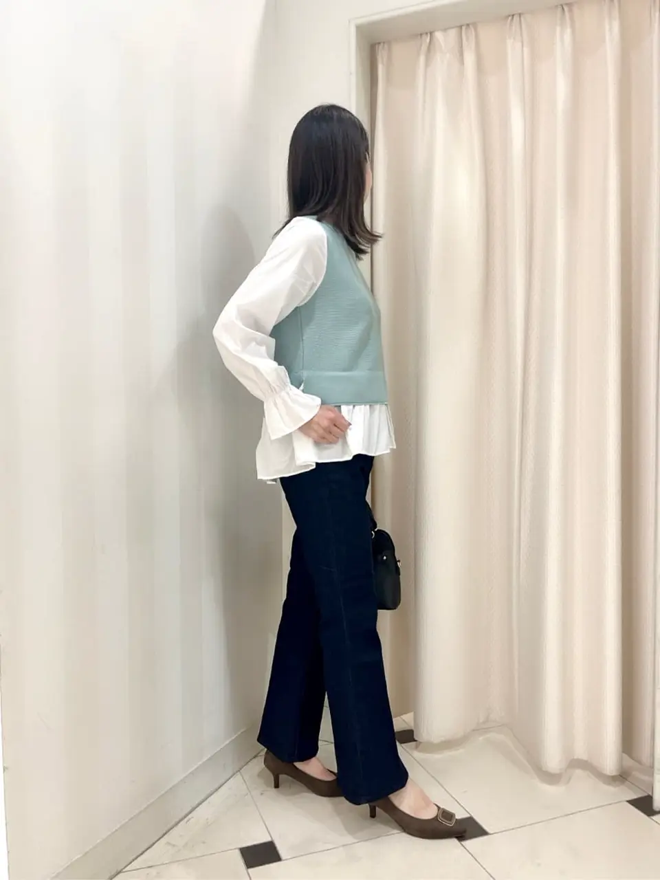 組曲 金井 コーディネート画像