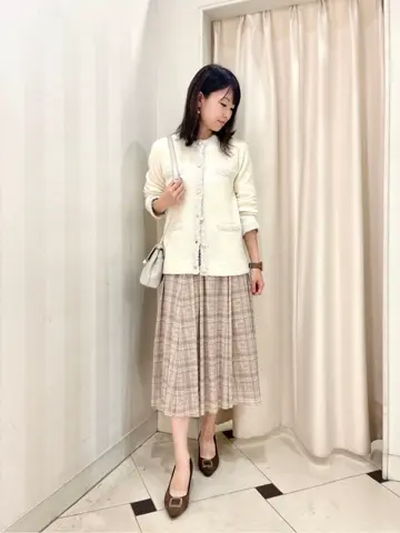 組曲 金井 コーディネート画像