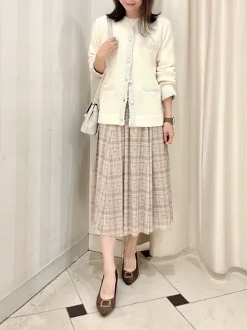 組曲 金井 コーディネート画像