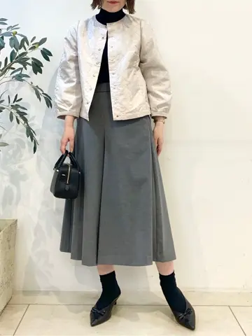 組曲 石井 コーディネート画像