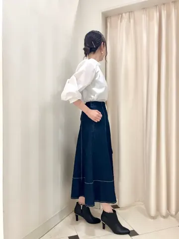 組曲 金井 コーディネート画像