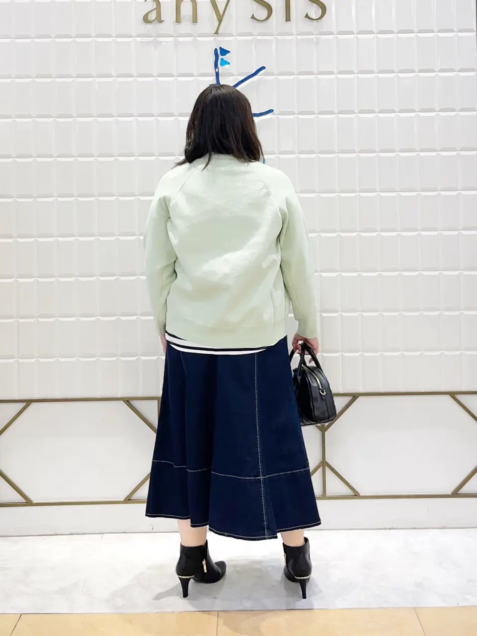 組曲 西田 コーディネート画像