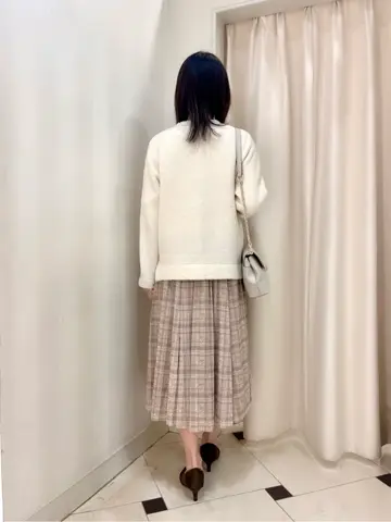 組曲 金井 コーディネート画像