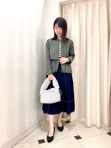 組曲 金井 コーディネート画像