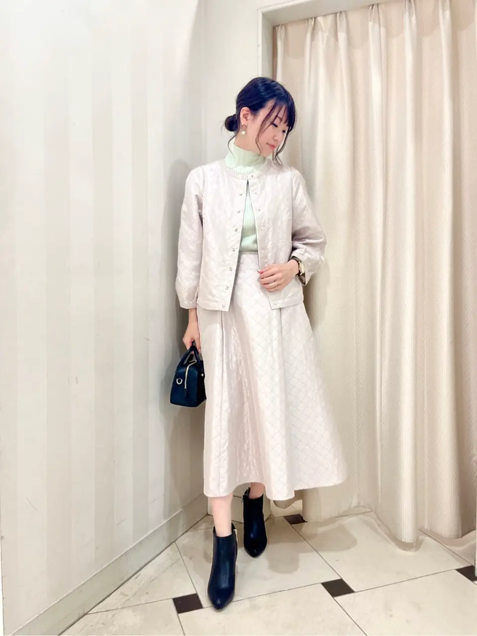 組曲 金井 コーディネート画像