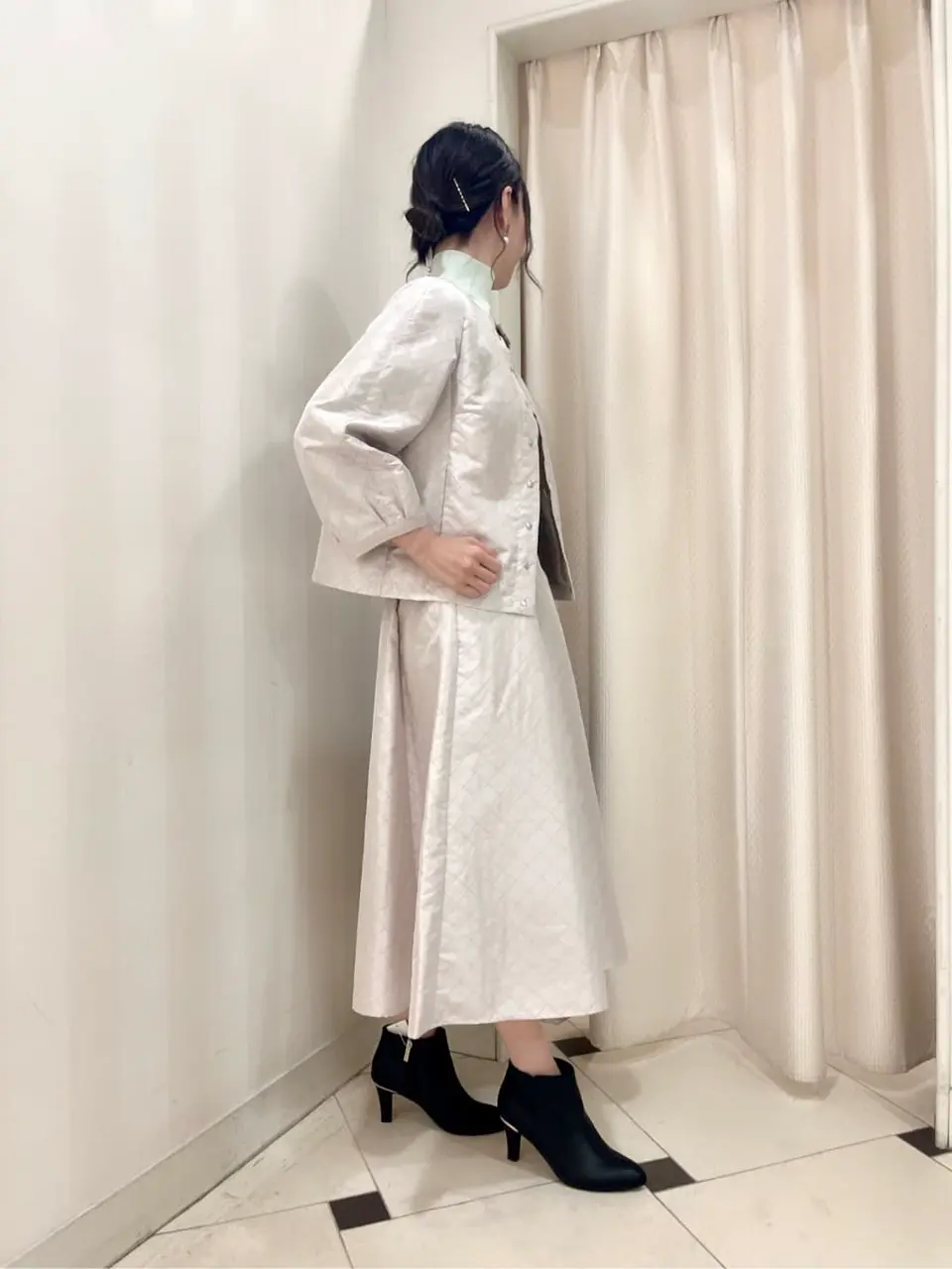 組曲 金井 コーディネート画像