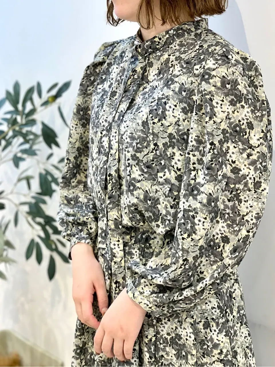 組曲 石井 コーディネート画像