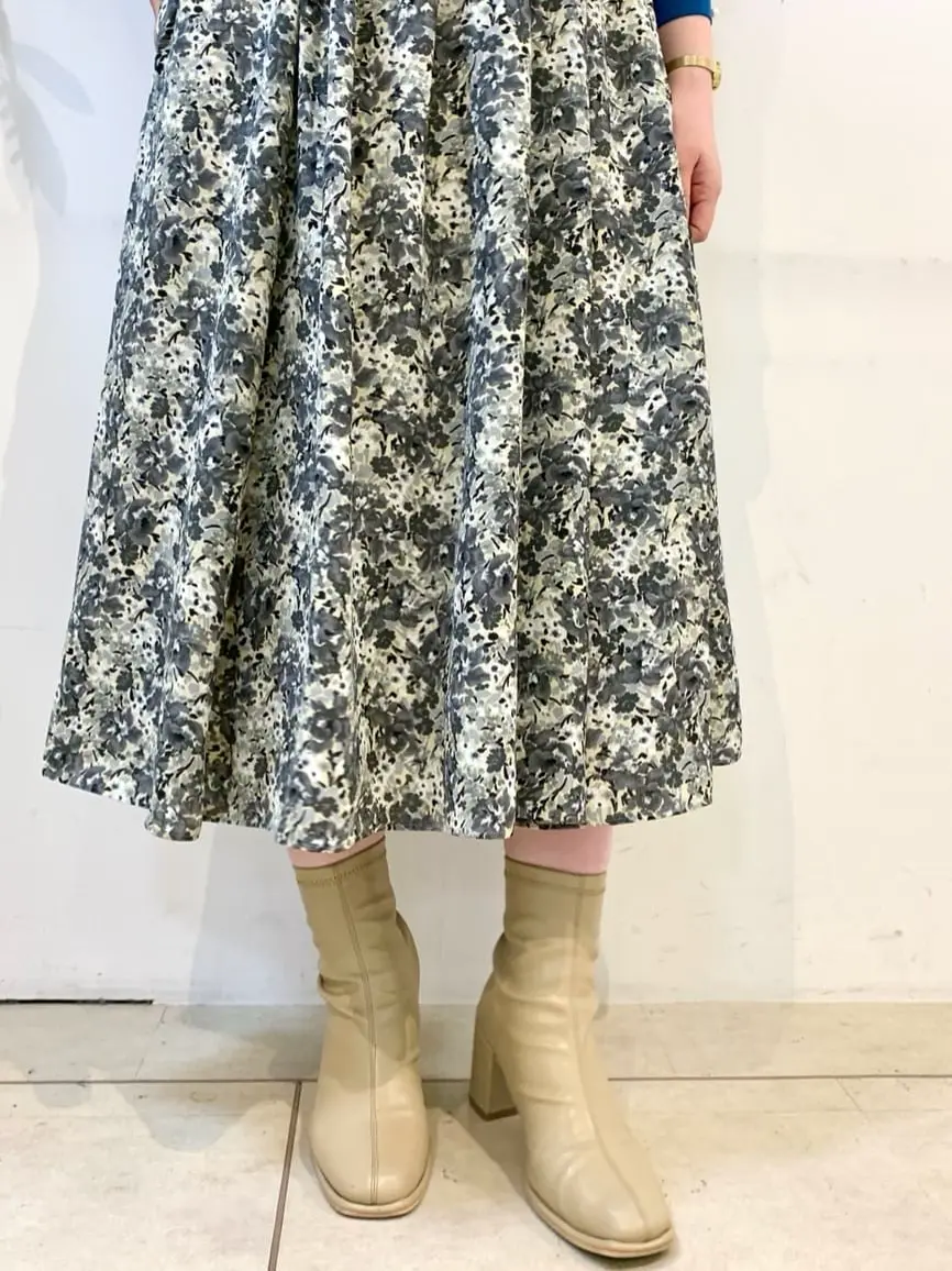 組曲 石井 コーディネート画像