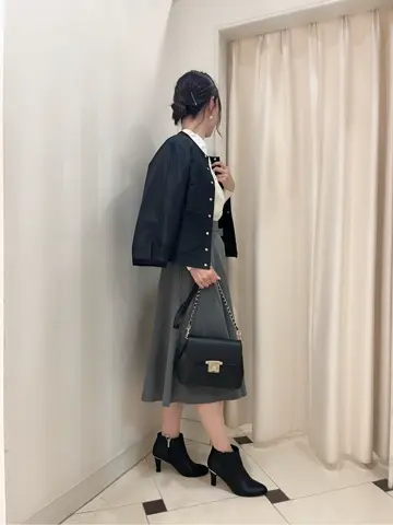 組曲 金井 コーディネート画像