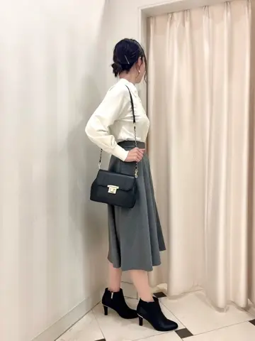 組曲 金井 コーディネート画像