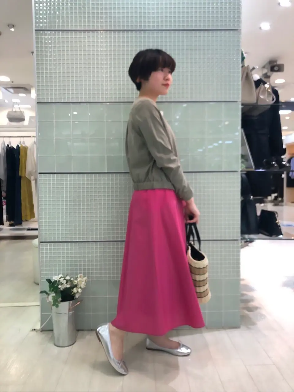 組曲 松田 コーディネート画像