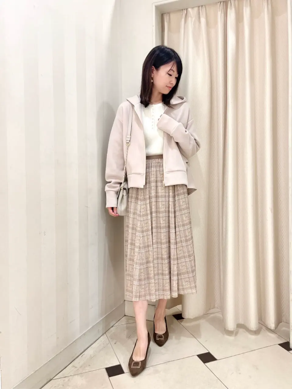  金井 コーディネート画像