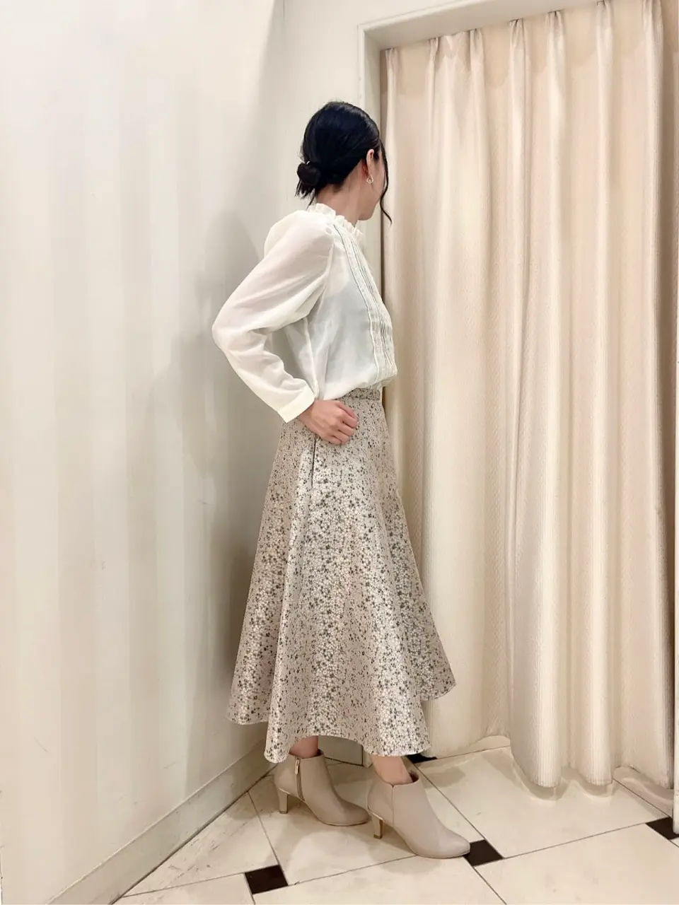 組曲 金井 コーディネート画像