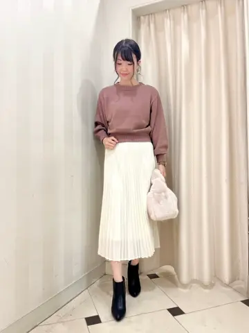 組曲 金井 コーディネート画像