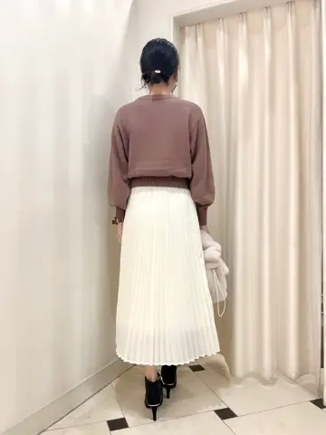 組曲 金井 コーディネート画像