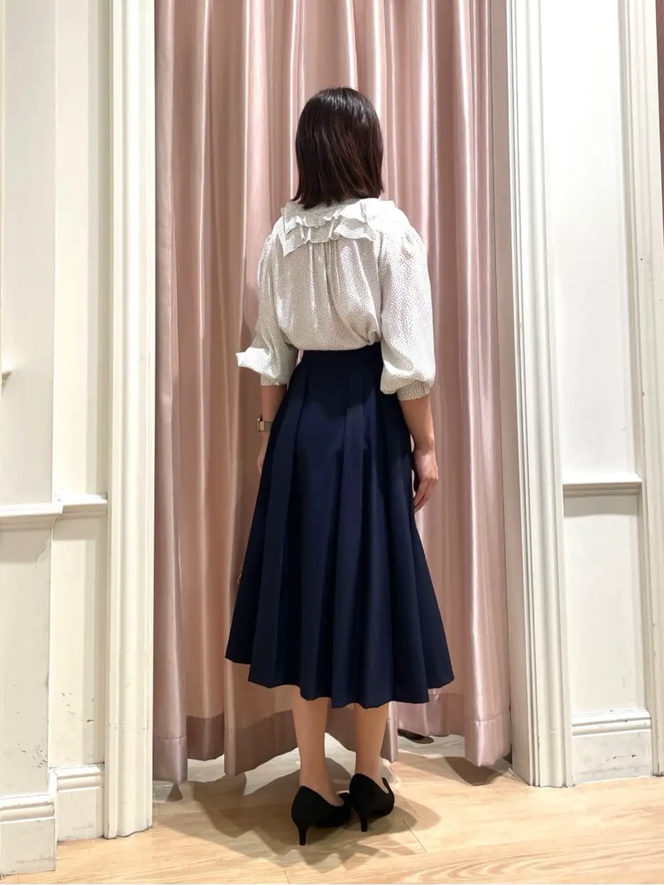 組曲 スタッフ コーディネート画像