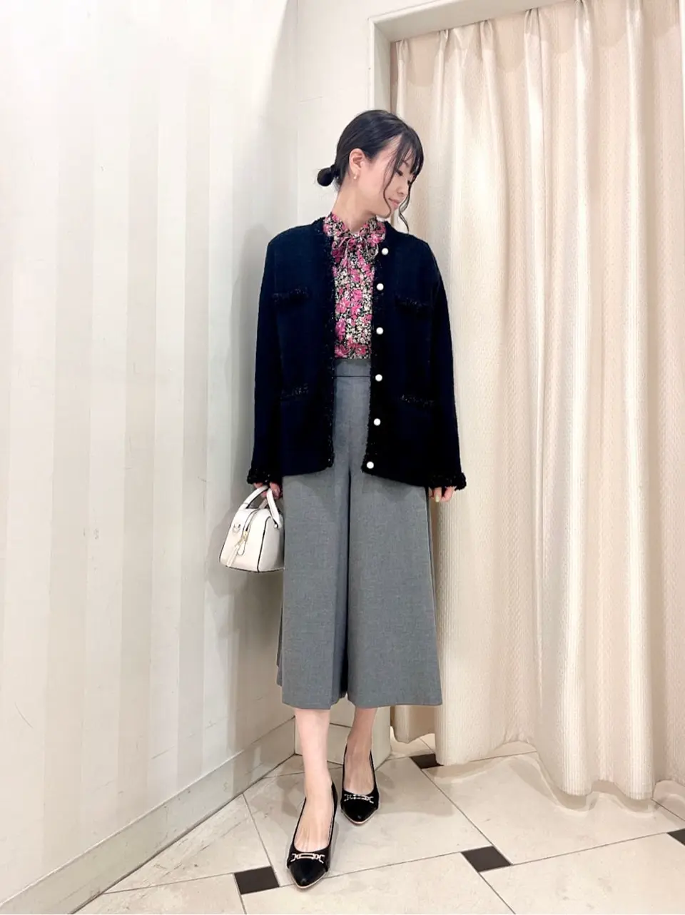 組曲 金井 コーディネート画像