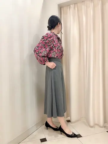 組曲 金井 コーディネート画像