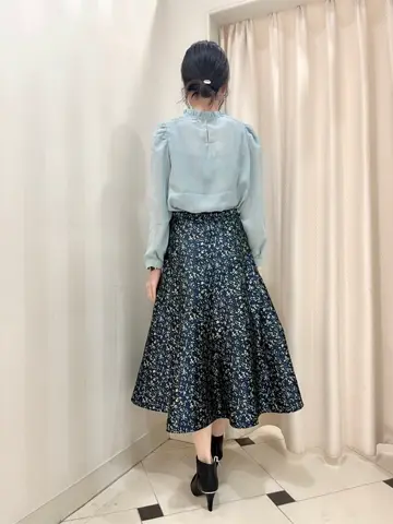 組曲 金井 コーディネート画像