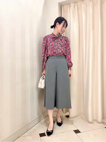 組曲 金井 コーディネート画像