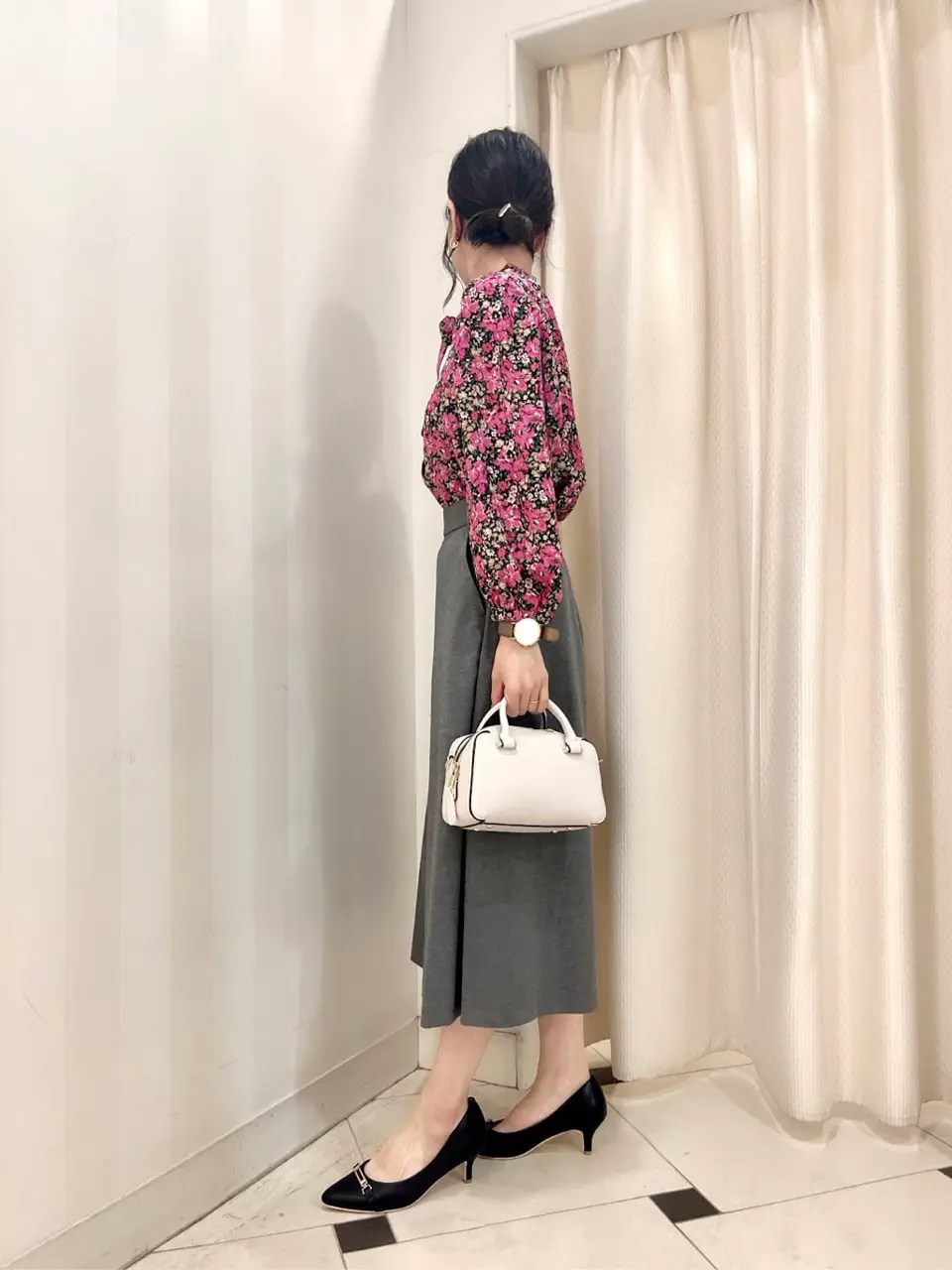 組曲 金井 コーディネート画像