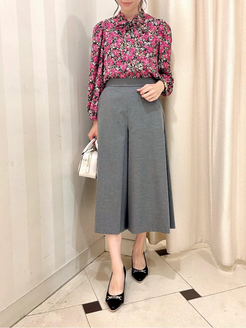 組曲 金井 コーディネート画像