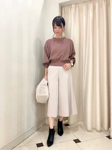 組曲 金井 コーディネート画像