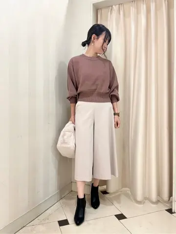 組曲 金井 コーディネート画像